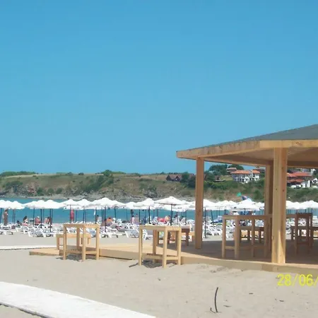 Nestinarka Complex - Emili צרבו