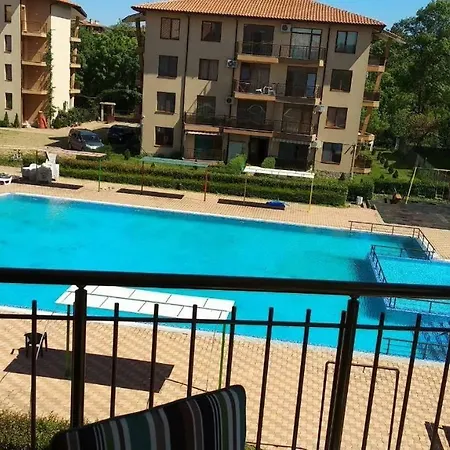 Nestinarka Complex - Emili * Carevo