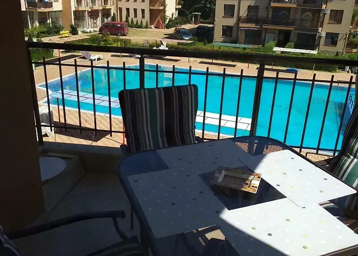 Апартаменты Nestinarka Complex - Emili Царёво