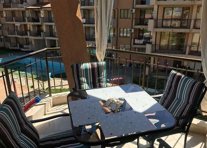 Апартаменты Nestinarka Complex - Emili Царёво